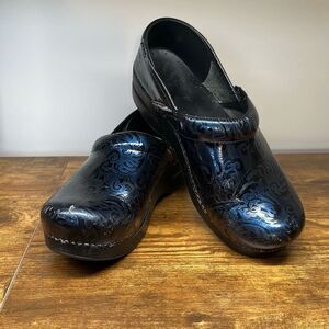 Dansko Womens Black Blue Leather Slipon‎ mules Chunky Heel Clogs size 39 EU US